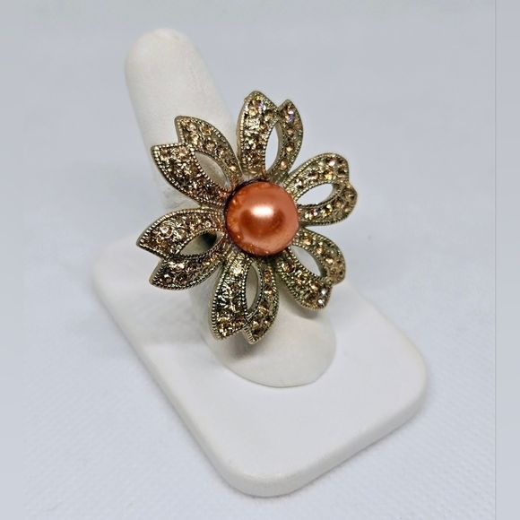 Elegant Oversized Gold and Orange Floral Ring - Picture 4 of 6